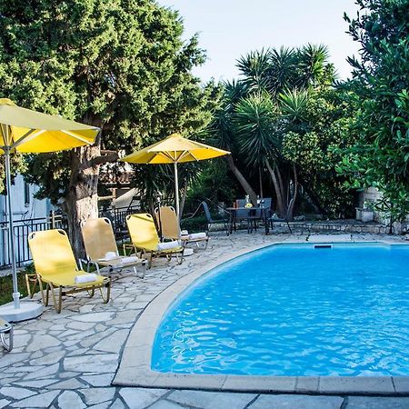 Villa Dimitris Kalamítsion Amigdhálion エクステリア 写真